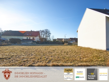 !! Großzügiges Baugrundstück zum Errichten Ihres Wohntraums !! Erschlossen und ohne Bauzwang !!, 85462 Eitting, Wohngrundstück