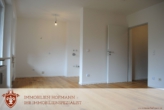 Titelbild - Komplett renovierte 2-Zimmer Wohnung im Herzen von Regensburg! PROVISIONSFREI!