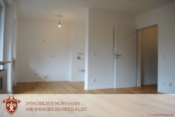 Komplett renovierte 2-Zimmer Wohnung im Herzen von Regensburg! PROVISIONSFREI!, 93053 Regensburg, Etagenwohnung