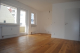 Wohnbereich - Komplett renovierte 2-Zimmer Wohnung im Herzen von Regensburg! PROVISIONSFREI!