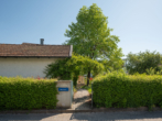 Eingangsbereich - Idylle inmitten der Stadt! Verträumtes Häuschen mit großem Garten!