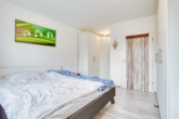 Schlafzimmer - Ebenerdig modern wohnen: Charmanter 3-Zimmer-Bungalow mit Garten