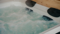 Jacuzzi - TRAUMHAUS !!! Flexibel als Ein-oder Zweifamilienhaus nutzbar !!!