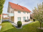 Garten - !! Hier haben Sie Platz !! Großes Einfamilienhaus in Ruhiger Siedlungslage nahe Landshut !!