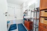 Badezimmer - "Clever investieren oder selbst einziehen-attraktive 3-Zimmer-Wohnung in Vilsbiburg"