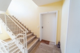 Treppenhaus - "Clever investieren oder selbst einziehen-attraktive 3-Zimmer-Wohnung in Vilsbiburg"