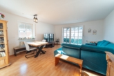 Wohnzimmer - "Clever investieren oder selbst einziehen-attraktive 3-Zimmer-Wohnung in Vilsbiburg"
