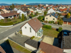 Drohnenfoto - *** Sanierungsbedürftiges Einfamilienhaus in zentraler Lage ***