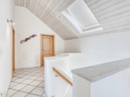 Flur OG - Viel Platz zum Wohlfühlen - gepflegtes Einfamilienhaus auf über 1.000m² Grundstück
