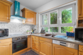 Küche - **Familienfreundliche Doppelhaushälfte mit Gartenidylle und Garage nahe dem Zentrum von Dingolfing**
