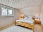 Schlafzimmer - *** Freistehendes Einfamilienhaus inkl. zweiter Bebauungsmöglichkeit ***