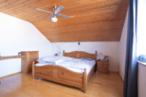 Schlafzimmer - ***Großzügiges Einfamilienhaus mit PV- Anlage in ruhiger Siedlungslage***