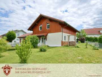 Großzügiges Einfamilienhaus mit Doppelgarage u. Garten!, 94419 Reisbach, Einfamilienhaus