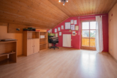 Kinderzimmer - *** Familienhaus mit Einliegerwohnung und Garten in ruhiger Wohnlage ***