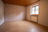 Schlafzimmer EG - *** Familienhaus mit Einliegerwohnung und Garten in ruhiger Wohnlage ***