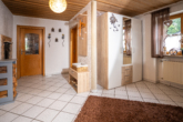 Garderobe - *** Familienhaus mit Einliegerwohnung und Garten in ruhiger Wohnlage ***