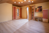 Kinderzimmer - *** Familienhaus mit Einliegerwohnung und Garten in ruhiger Wohnlage ***