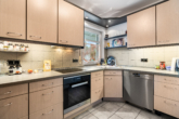 Küche - ** Gemütliche Doppelhaushälfte mit Garten und Garage zentrumsnah in Dingolfing**