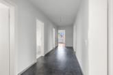 Flur OG - *** Generationenwohnungen in zentraler Siedlungslage ***