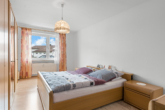 Schlafzimmer EG - *** Generationenwohnungen in zentraler Siedlungslage ***