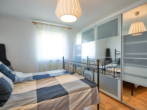 Schlafzimmer - !! Traumhafte 3-Zimmer Eigentumswohnung mit Tiefgaragenstellplatz !!