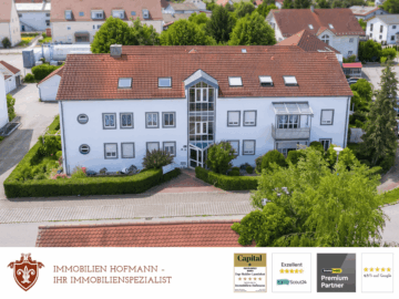 Attraktive 2-Zimmer-Dachgeschosswohnung mit Balkon – ein Zuhause zum Wohlfühlen, 84100 Niederaichbach, Wohnung