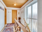 Flur WE1 - ***Großzügiges Mehrfamilienhaus mit 3 Wohneinheiten, PV- Anlage, Garagen & Werkstatt***