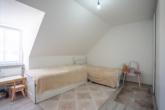 Schlafzimmer - Helle 2-Zimmer-Wohnung mit West-Balkon und Tiefgaragenstellplatz