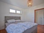Schlafzimmer - Moderne 3-Zimmer-Wohnung inkl. Einbauküche u. Carportstellplatz!