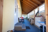 Überdachter Eingangsbereich - !! MVV-Anschluss + Gepflegtes Einfamilienhaus = PERFEKT !!