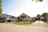 Außenansicht - !! MVV-Anschluss + Gepflegtes Einfamilienhaus = PERFEKT !!