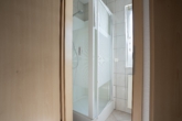 Badezimmer mit Dusche - !! MVV-Anschluss + Gepflegtes Einfamilienhaus = PERFEKT !!