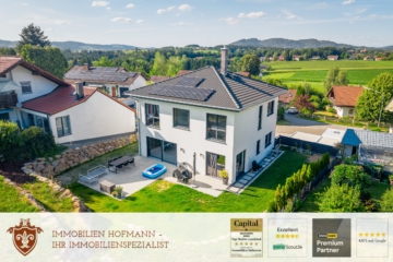 + Neuwertig. Modern. Großzügig. Ruhig. Ein Haus für die ganze Familie! +, 94354 Haselbach, Einfamilienhaus