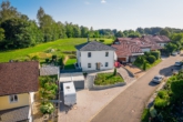 Außenansicht - + Neuwertig. Modern. Großzügig. Ruhig. Ein Haus für die ganze Familie! +