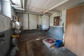 Keller/Heizung - *** Sanierungsbedürftiges Einfamilienhaus in zentraler Lage ***