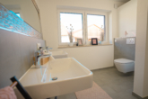 Badezimmer - HAUS 3 !!! Attraktives KfW 40 Reiheneckhaus in begehrter Lage !!! Haus 3
