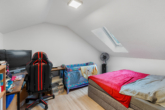 Kinderzimmer 2 - ***Renovierte 4-Zimmer-Wohnung mit Balkon und Blick ins Grüne - stadtnah in Bruckberg***
