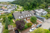Aussenansicht - ***Renovierte 4-Zimmer-Wohnung mit Balkon und Blick ins Grüne - stadtnah in Bruckberg***