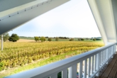Balkon mit Feldblick - Modernes Naturhaus bei Landshut - neuwertig, energieeffizient & hochwertig ausgestattet !!!