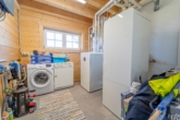 Technik und Waschraum - Modernes Naturhaus bei Landshut - neuwertig, energieeffizient & hochwertig ausgestattet !!!