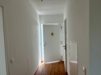 Flur - 3-Zimmer-Neubauwohnung zum Erstbezug mit Garage, Balkon und Aufzug