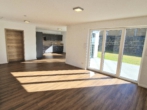 Wohnbereich - Sofort bezugsfrei! - KfW 40 Bungalow - Doppelhaushälfte