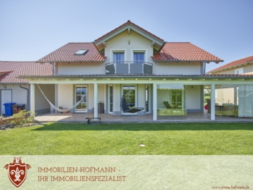 !! Ankommen & genießen – elegantes Zuhause mit Platz für die ganze Familie !!, 94447 Plattling, Einfamilienhaus