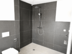 Bad - TOP moderne 2-Zimmer EG Wohnung mir ca. 94 m² Privatgarten!! - Küche inklusive