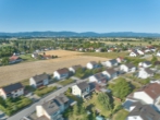 Luftbild - !! Schönes Einfamilienhaus in gewachsener Siedlungslage auf großzügigem Grundstück !!