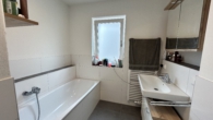 Bad - ** Moderne & Familienfreundliche 4-Zimmer Wohnung ***