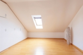 Schlafzimmer II (unmöbliert) - *** Traumhafte 3-Zimmer Wohnung mit Galerie in TOP Lage Dingolfings ***
