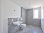 Badezimmer - Mehr Platz, mehr Wohngefühl – 3-Zimmer-Wohnung in Velden