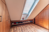 Ankleidezimmer 2. OG - Modern ausgestattete Doppelhaushälfte in begehrter Lage von Landshut lässt keine Wünsche offen!