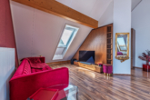 Wohnzimmer im Schlafzimmer integiert - Modern ausgestattete Doppelhaushälfte in begehrter Lage von Landshut lässt keine Wünsche offen!